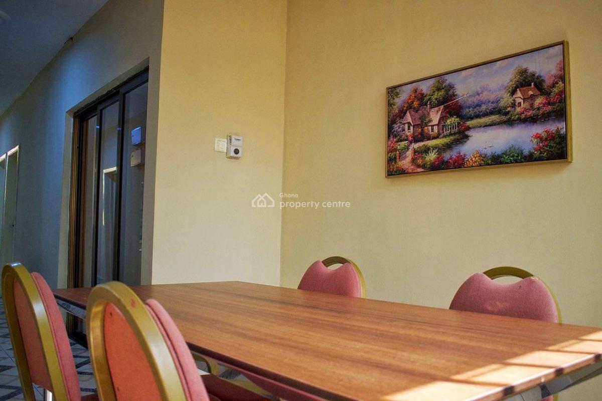 Modern 3 Bedroom Fully Furnished House - Property Id: Cc-1001, Cape Coast Jukwa Road, Mpeasem Behind Waec Building, Cape Coast Metropolitan, Central Region, Semi-detached Duplex Short Let