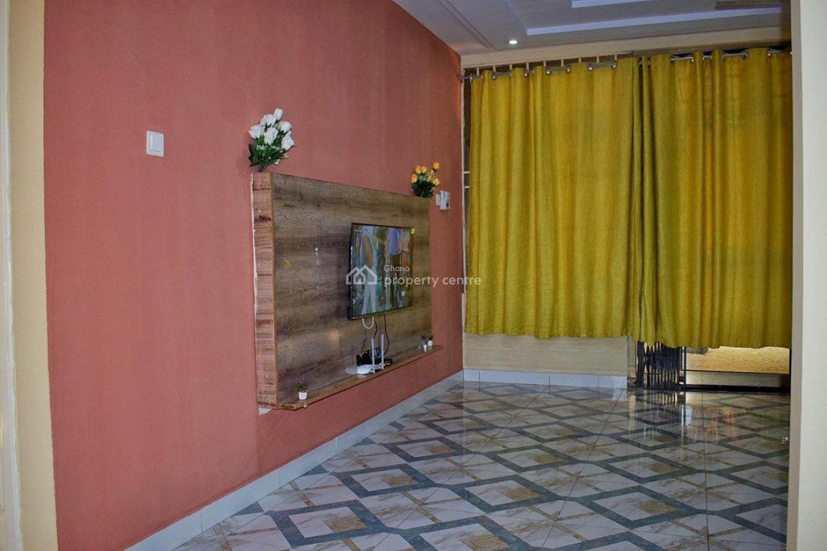 Modern 3 Bedroom Fully Furnished House - Property Id: Cc-1001, Cape Coast Jukwa Road, Mpeasem Behind Waec Building, Cape Coast Metropolitan, Central Region, Semi-detached Duplex Short Let