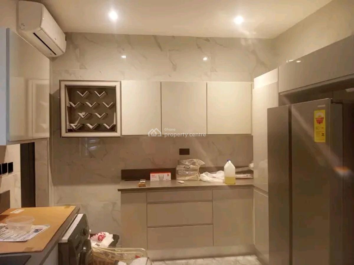 Modern 4-bedroom Townhouse, Airport Residential Area, Accra, Townhouse for Rent