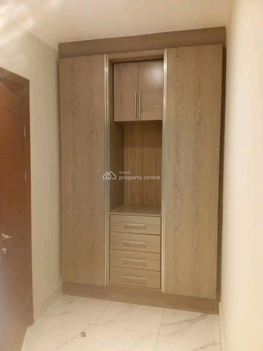 Modern 4-bedroom Townhouse, Airport Residential Area, Accra, Townhouse for Rent