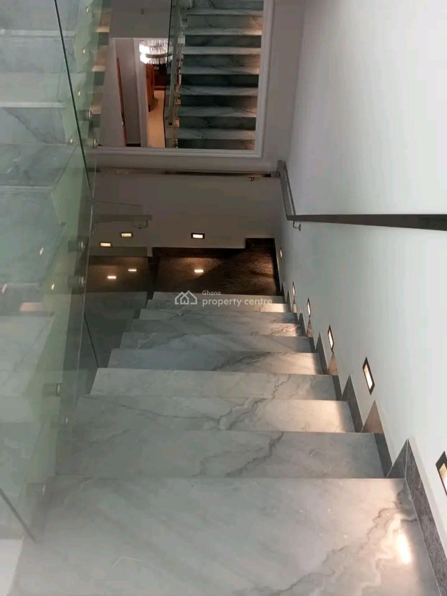 Modern 4-bedroom Townhouse, Airport Residential Area, Accra, Townhouse for Rent