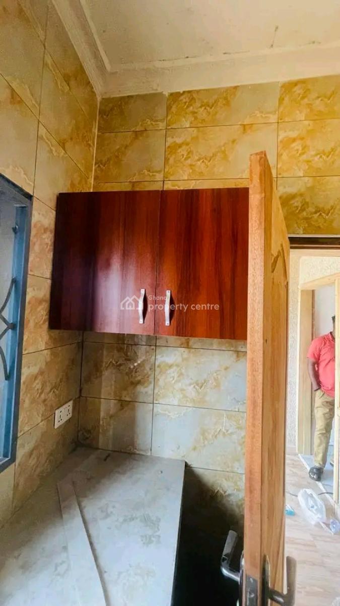 Executive Chamber and Hall Apartment, Tse Addo, Accra, Apartment for Rent