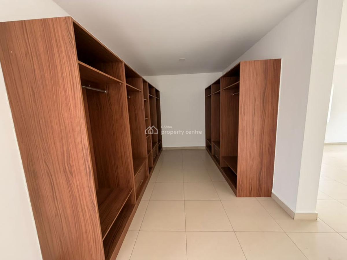 Modern 4-bedroom Townhouse, Airport Residential Area, Accra, Townhouse for Rent