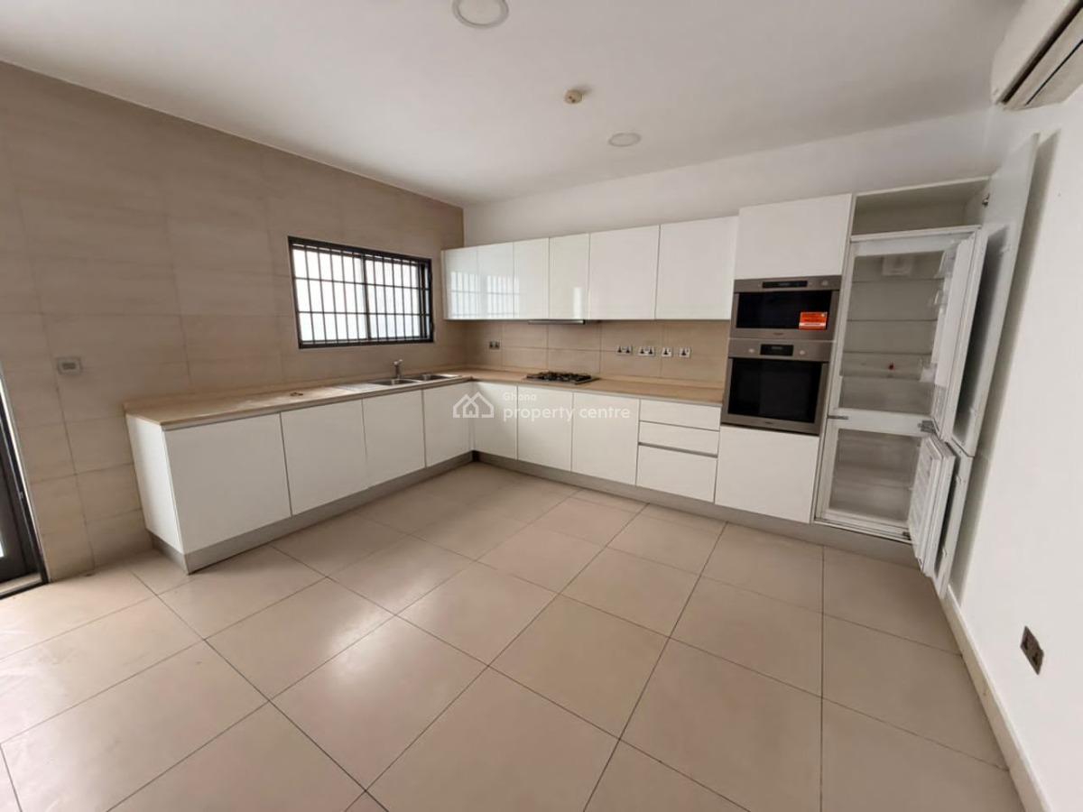 Modern 4-bedroom Townhouse, Airport Residential Area, Accra, Townhouse for Rent