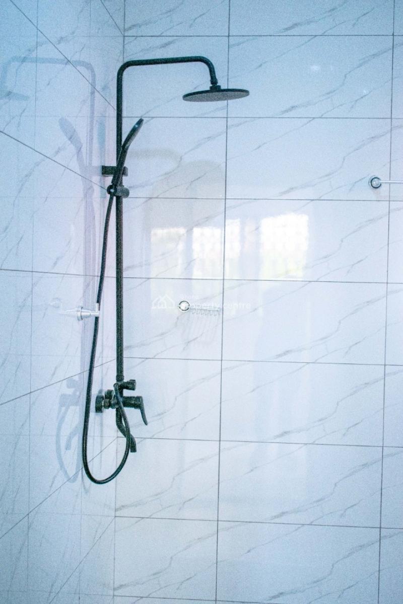 Luxury 5 Bedroom Mansion - Property Id: Cc-1008, Cape Coast, Mpeasem Behind Bliss International School, Cape Coast Metropolitan, Central Region, Semi-detached Duplex for Sale