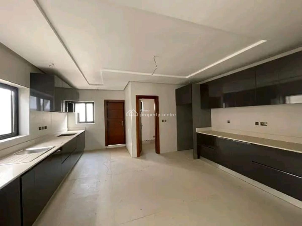 Executive 4-bedroom Townhouse @ Tseaddo, Tse Addo, Accra, Townhouse for Sale