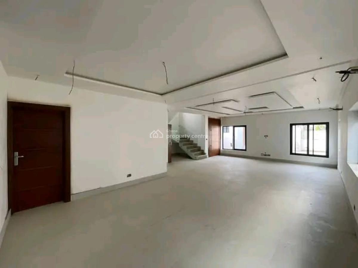 Executive 4-bedroom Townhouse @ Tseaddo, Tse Addo, Accra, Townhouse for Sale