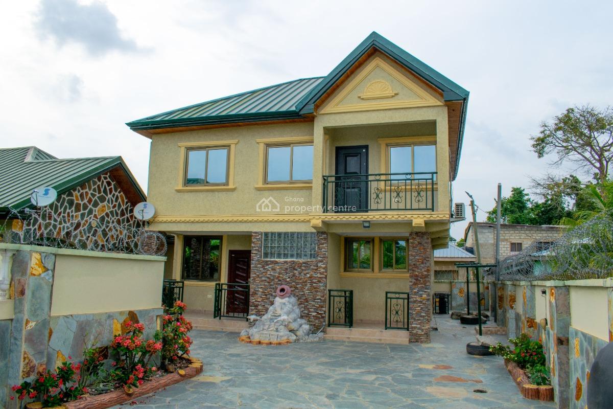 Fully Furnished 3 Bedroom House - Property Id: Cc-1003, Cape Coast - Jukwa Road, Mpeasem Ame Zion School First Speed Ramp, Cape Coast Metropolitan, Central Region, Semi-detached Duplex Short Let