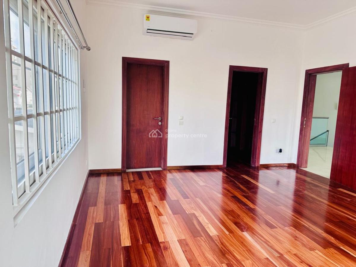 Executive 4 Bedroom, North Labone, Accra, House for Rent