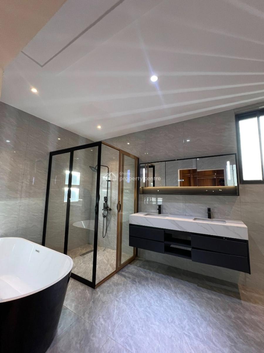 Executive 4 Bedrooms, Ashaley Botwe, Adenta Municipal, Accra, House for Sale