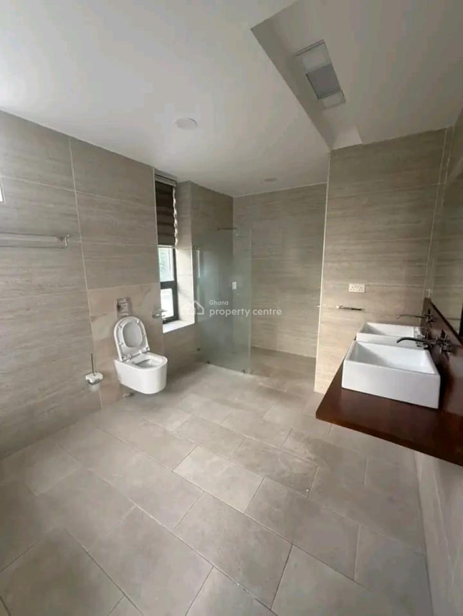 Executive 5-bedroom Townhouse @ Cantonment, Cantonments, Accra, House for Rent