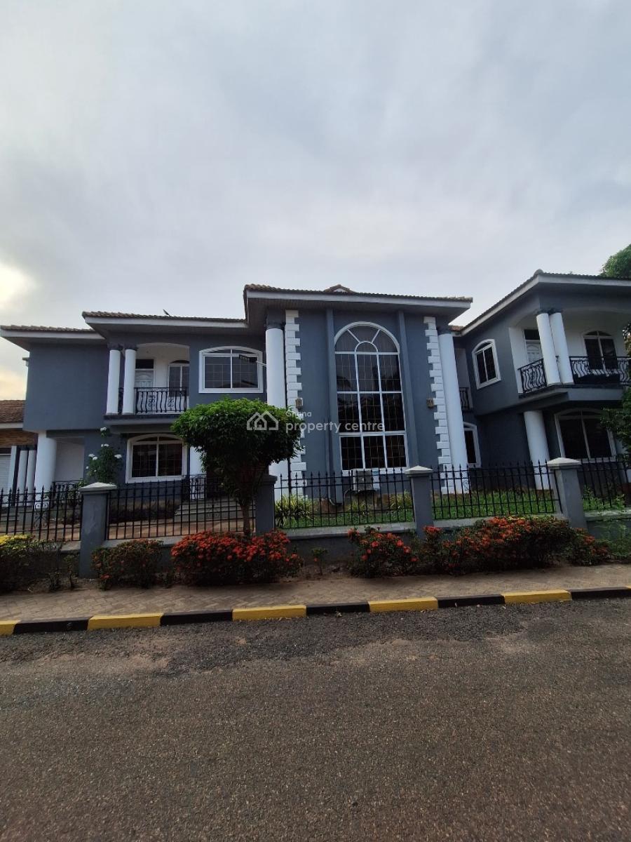 4 Bedrooms House in a Gated Community, East Legon, Accra, Detached Duplex for Rent