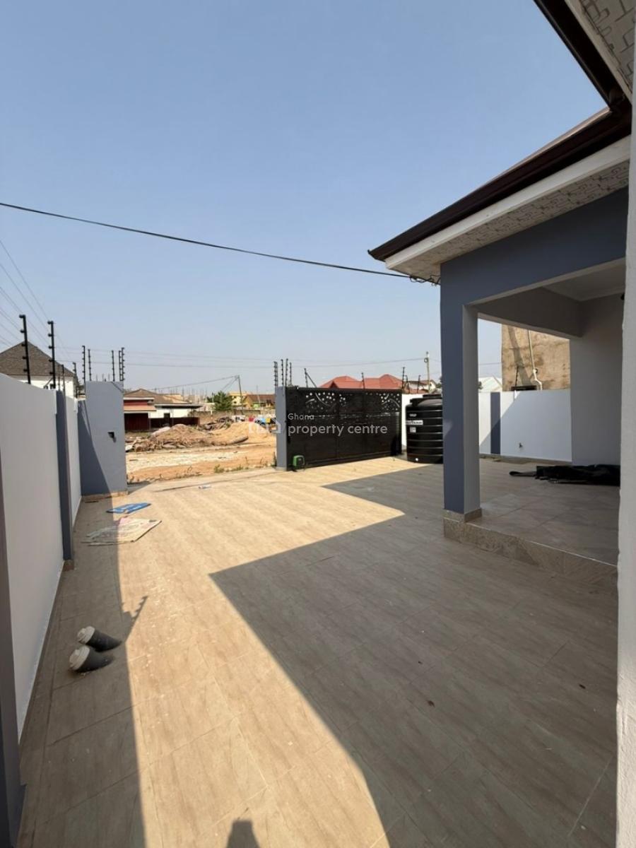 Executive Newly Built All En-suite 2 Bedroom, Spintex, Accra, House for Rent