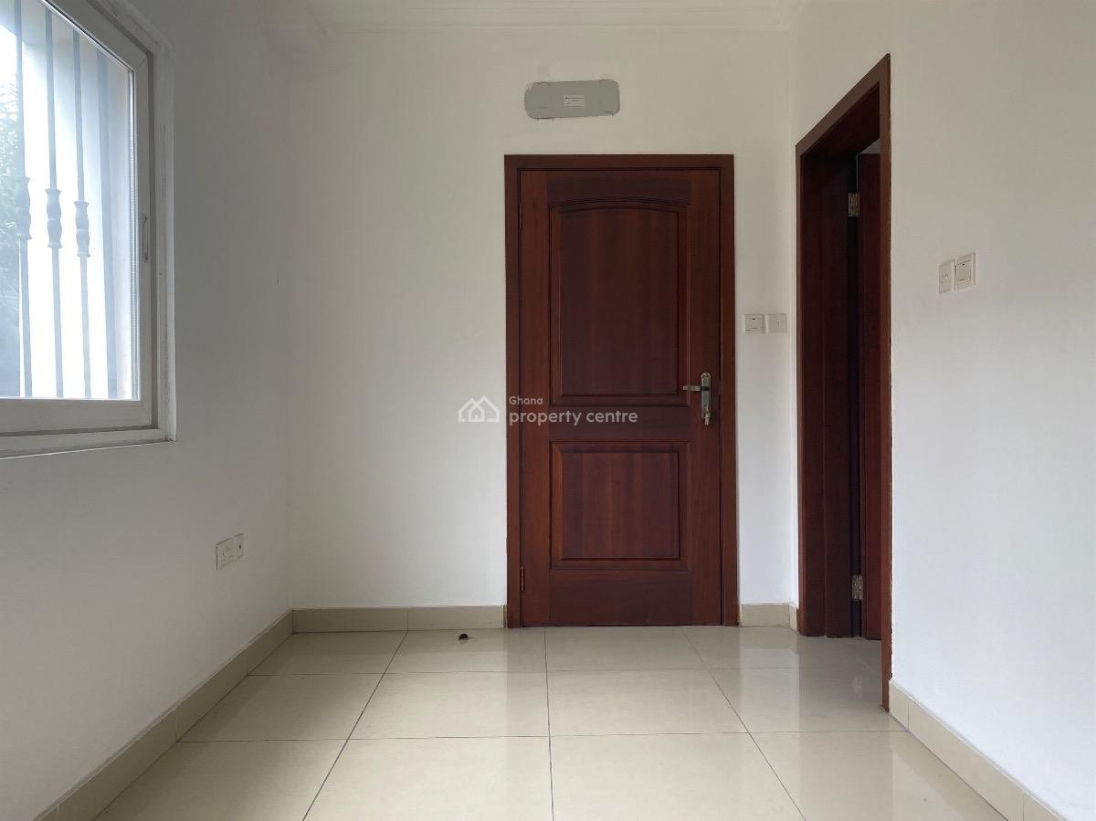 Serviced 3 Bedroom Apartment with Staff Quarters and Pool, Airport Residential Area, Accra, Apartment for Rent