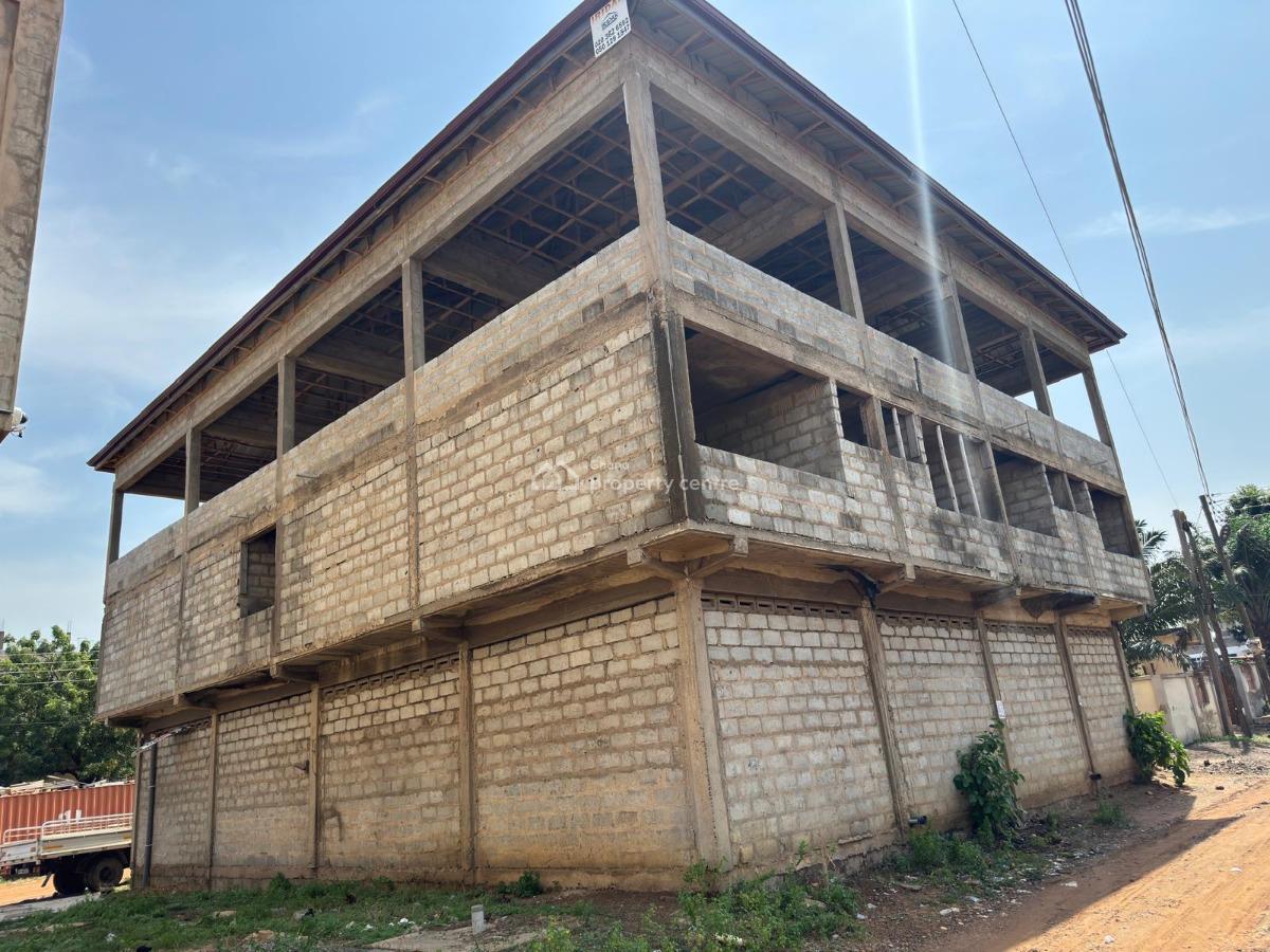 Warehouse Near Ashaiman Roundabout, Tema West Municipal District, Accra, Warehouse for Rent