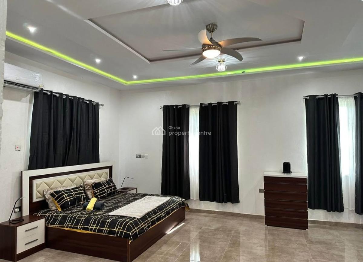 5 Bedrooms, Akyeremade.  on Kwadaso Agric Road., Kumasi Metropolitan, Ashanti, House for Sale