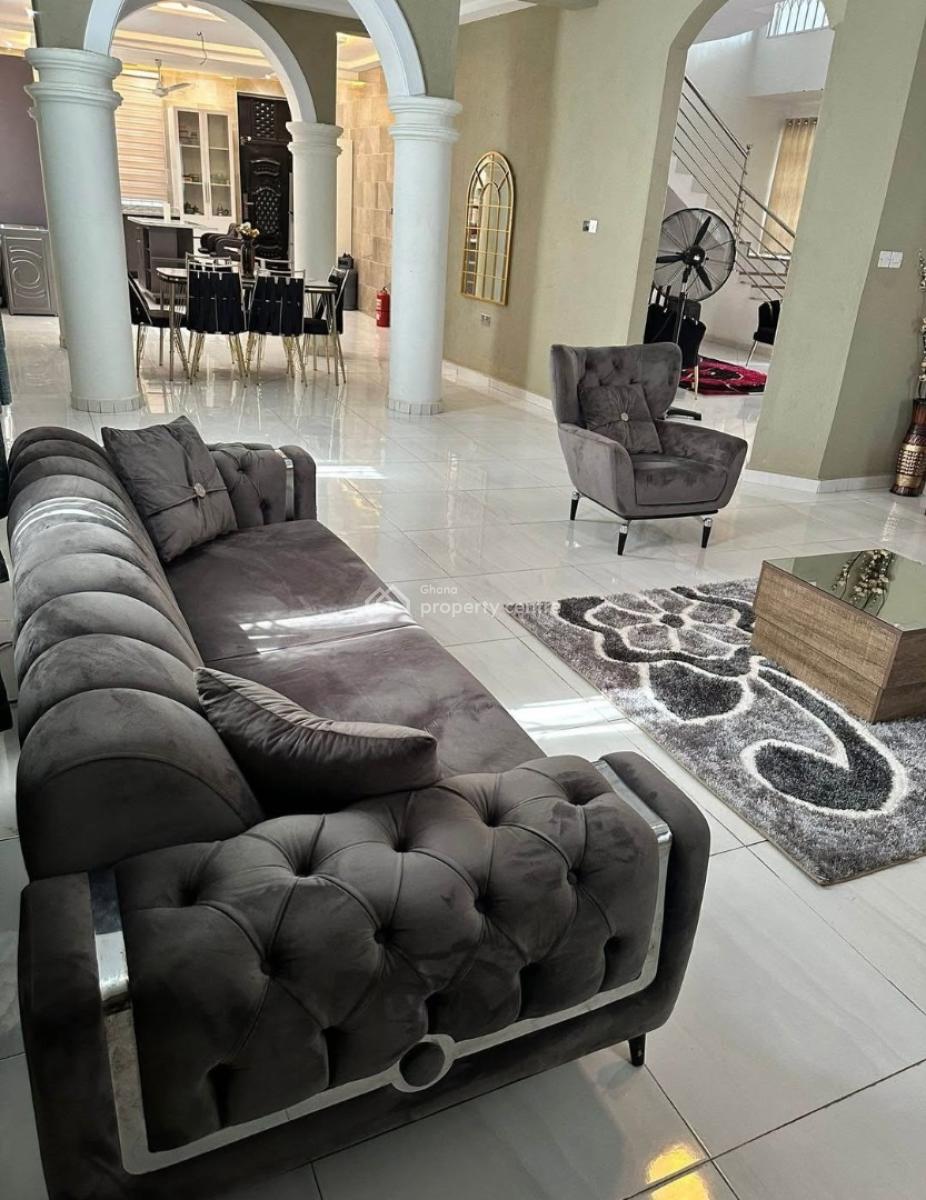 5 Bedrooms, Akyeremade.  on Kwadaso Agric Road., Kumasi Metropolitan, Ashanti, House for Sale