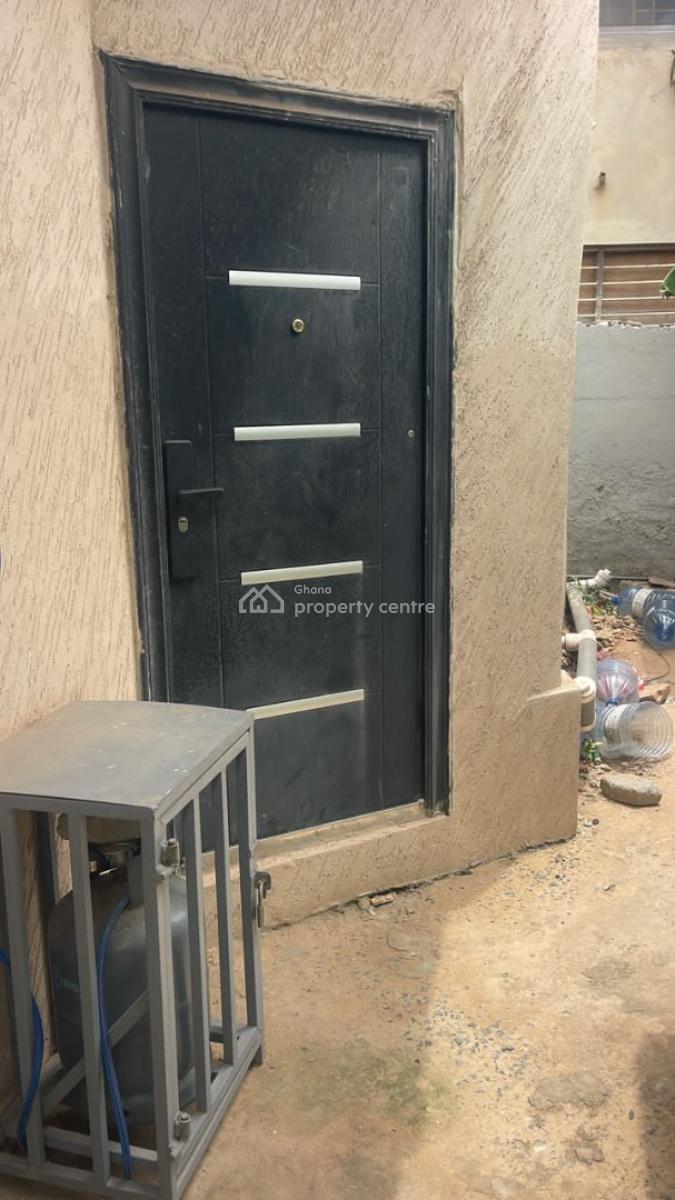 Unfurnished Single Room Apartment, Spintex, Accra, Apartment for Rent