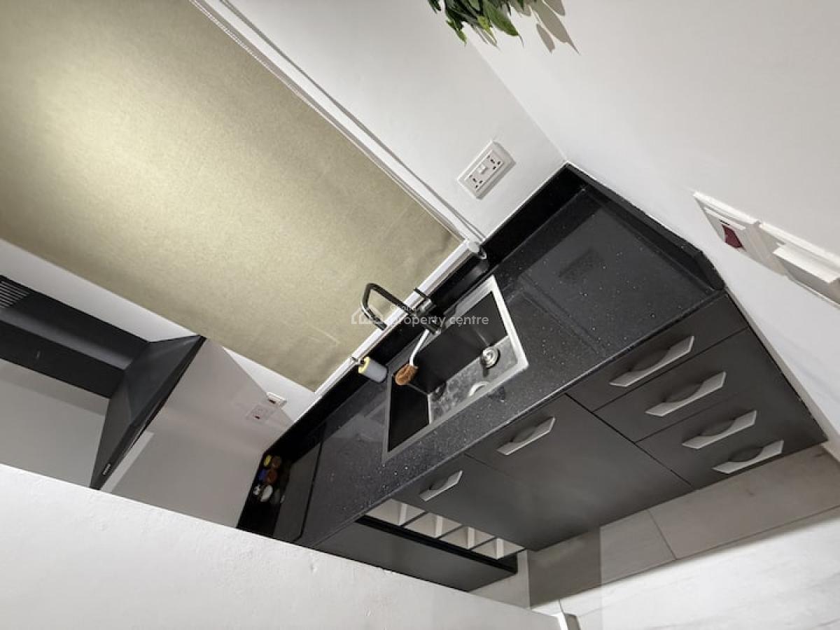 Newly Furnished Studio Apartment, Behind Adb, Osu, Accra, Apartment for Rent