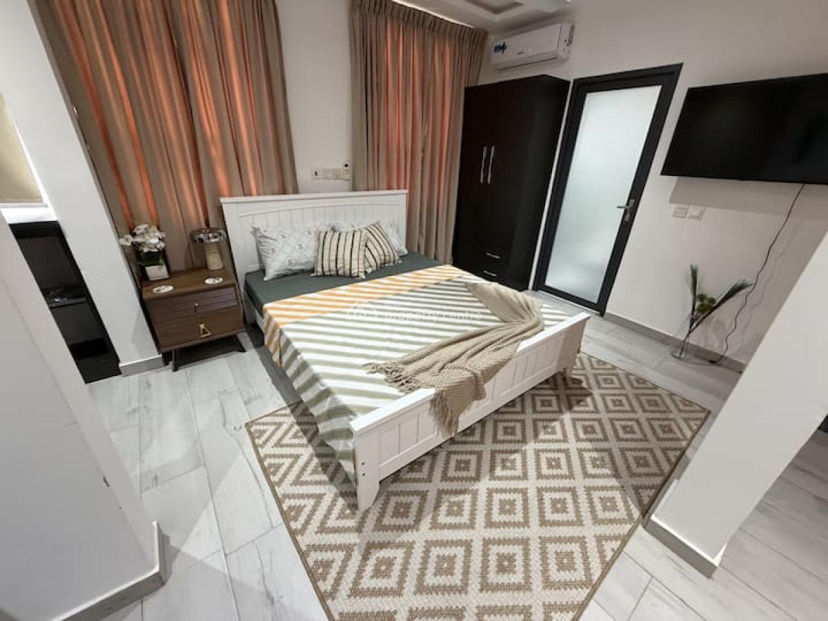 Newly Furnished Studio Apartment, Behind Adb, Osu, Accra, Apartment for Rent