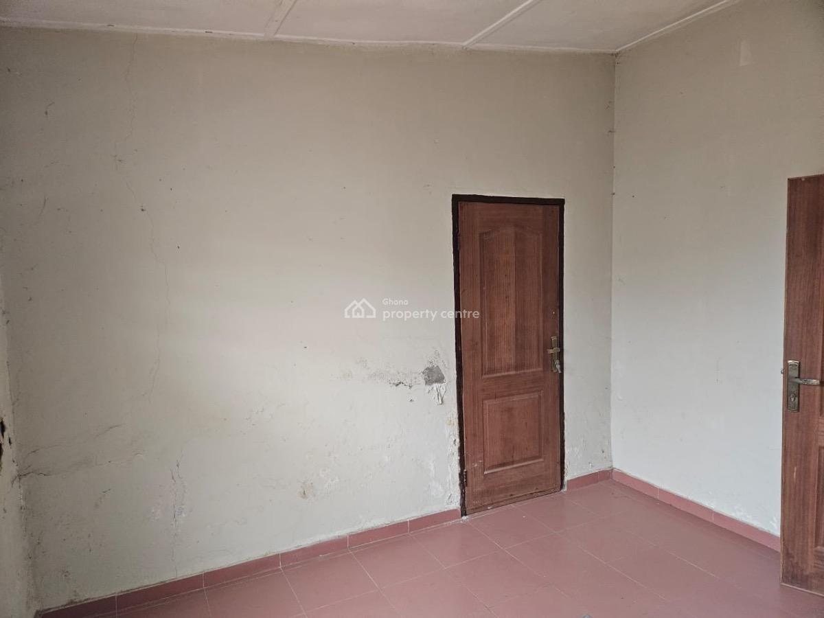 3-bedroom at Odorkor Official Town, Odorkor, Accra, House for Rent