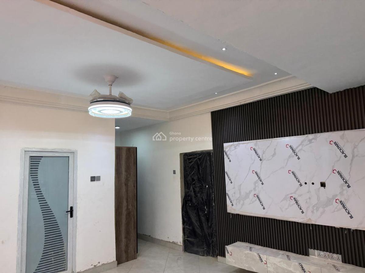 6 Bedrooms, Asuofia Kokoben, on Abrepo Barekese Road., Kumasi Metropolitan, Ashanti, House for Sale