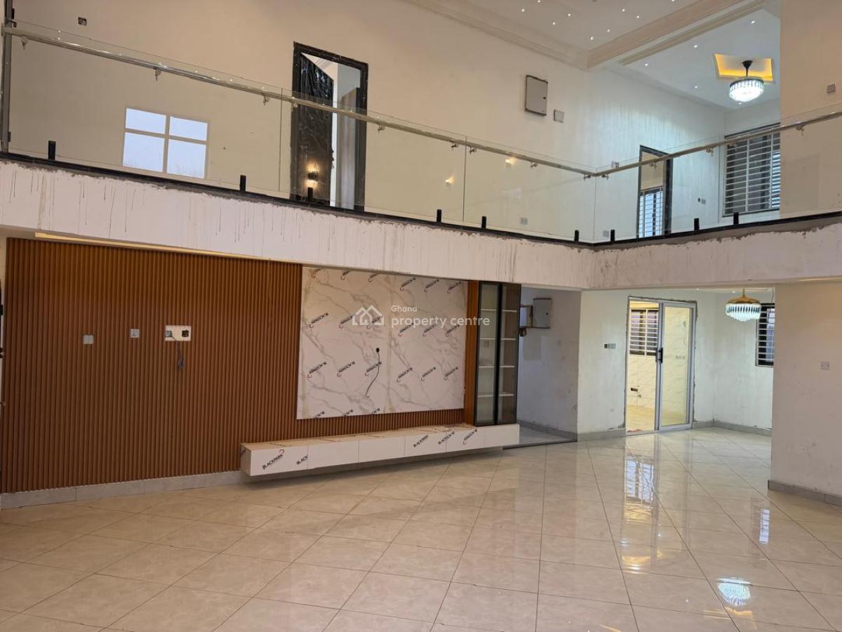 6 Bedrooms, Asuofia Kokoben, on Abrepo Barekese Road., Kumasi Metropolitan, Ashanti, House for Sale