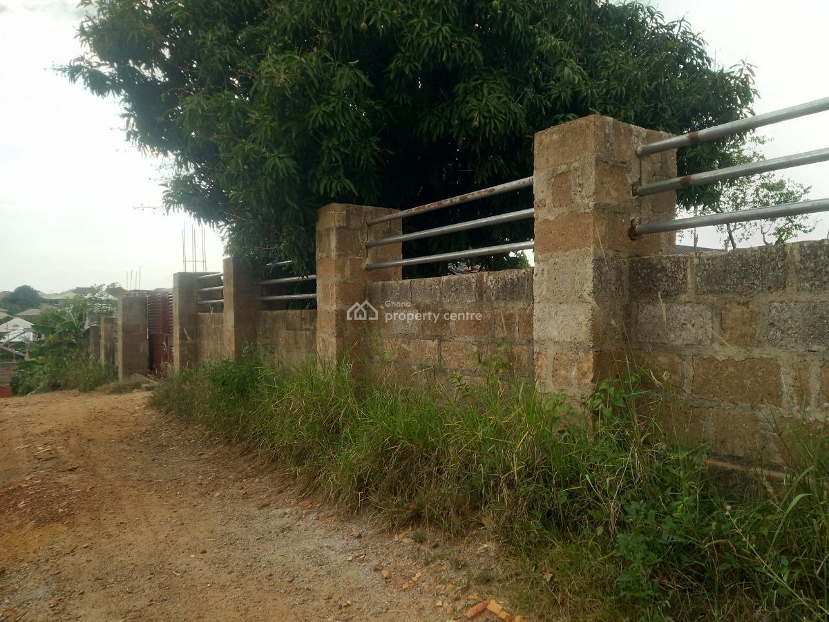 4 Plots  ( 1 Acre Land)  3rd Plots Main Road., Asuofia, on Abrepo Road., Kumasi Metropolitan, Ashanti, Residential Land for Sale