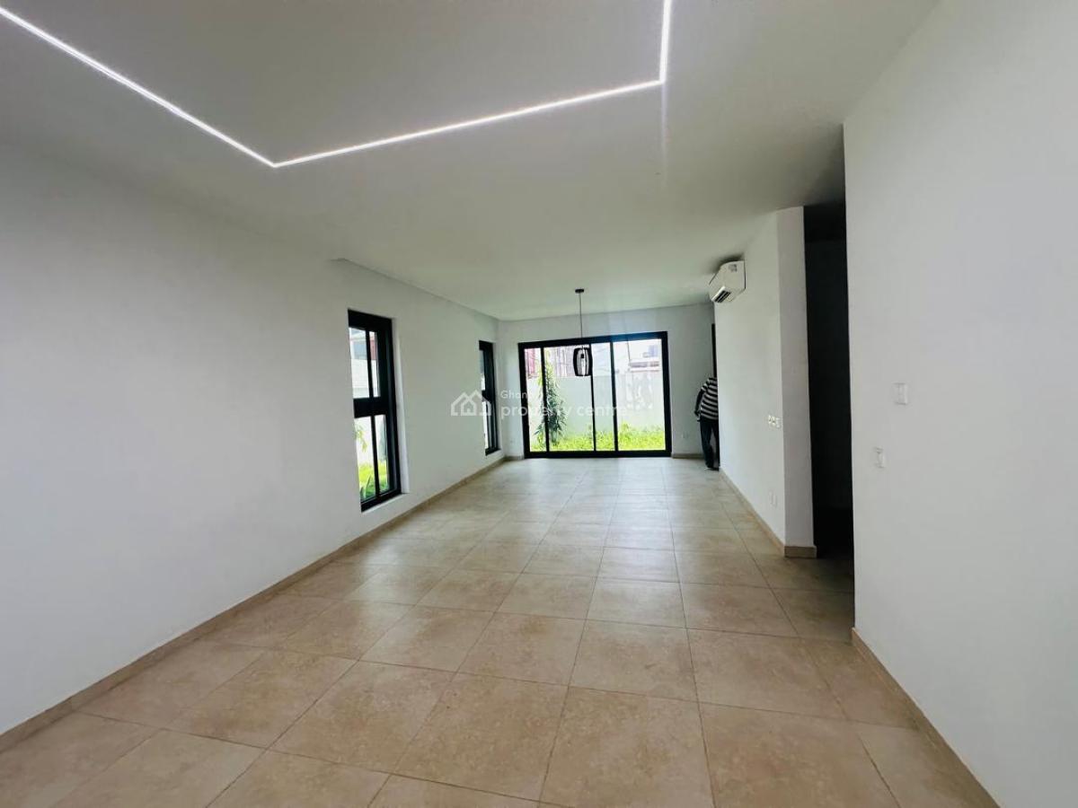 Luxury 5-bedroom House in Tse-addo, Tse Addo, Accra, Detached Duplex for Rent