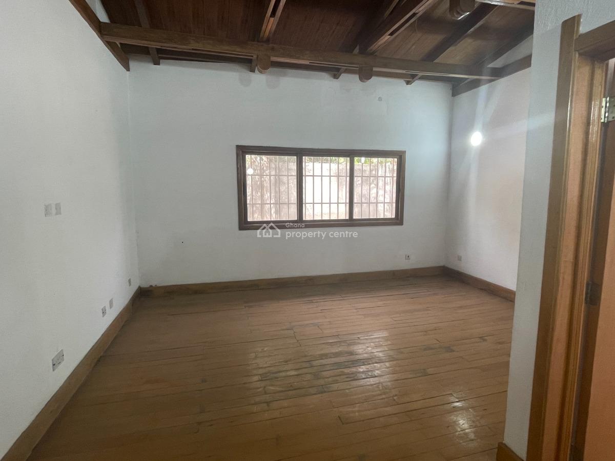 4-bedroom House with Boys Quarters in Dzorwulu, Dzorwulu, Dzorwulu, Accra, Townhouse for Sale