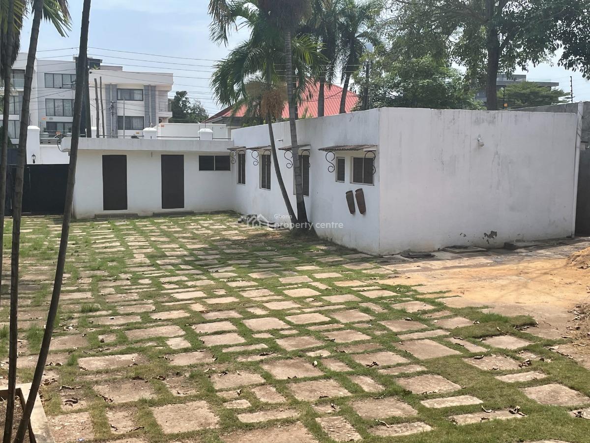 4-bedroom House with Boys Quarters in Dzorwulu, Dzorwulu, Dzorwulu, Accra, Townhouse for Sale