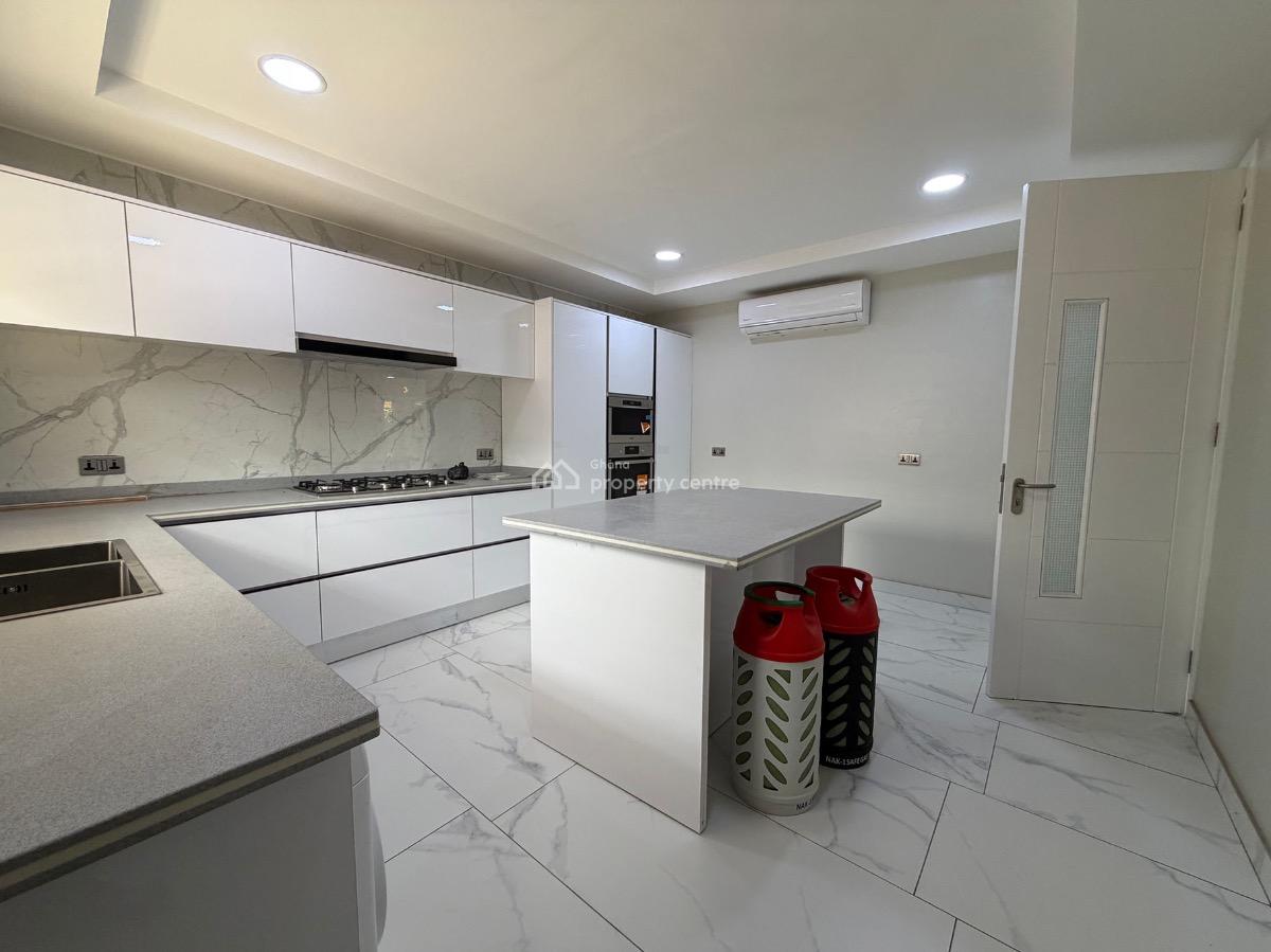 Detached 4 Bedroom Duplex with Staff Quarters, Mahama Road, East Airport, Airport Residential Area, Accra, Detached Duplex for Sale