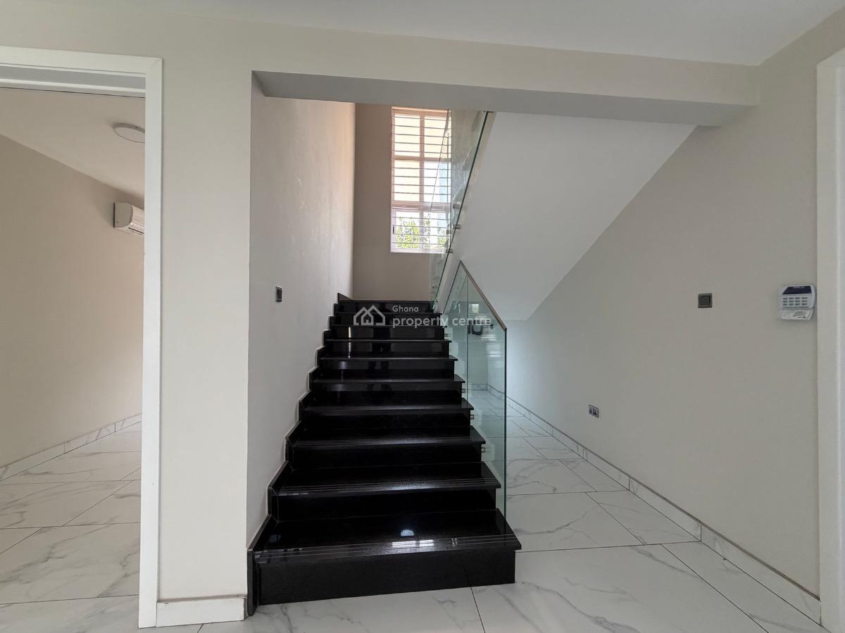 Detached 4 Bedroom Duplex with Staff Quarters, Mahama Road, East Airport, Airport Residential Area, Accra, Detached Duplex for Sale
