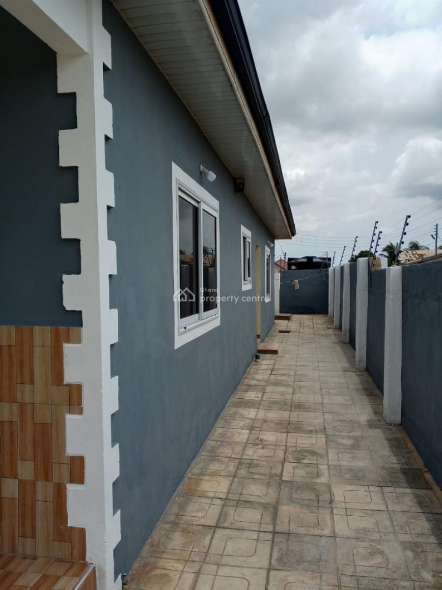 3 Master Brm House (move in Property) at Kasoa, Dr Jesus, Kasoa, Awutu-senya East, Central Region, Detached Bungalow for Sale
