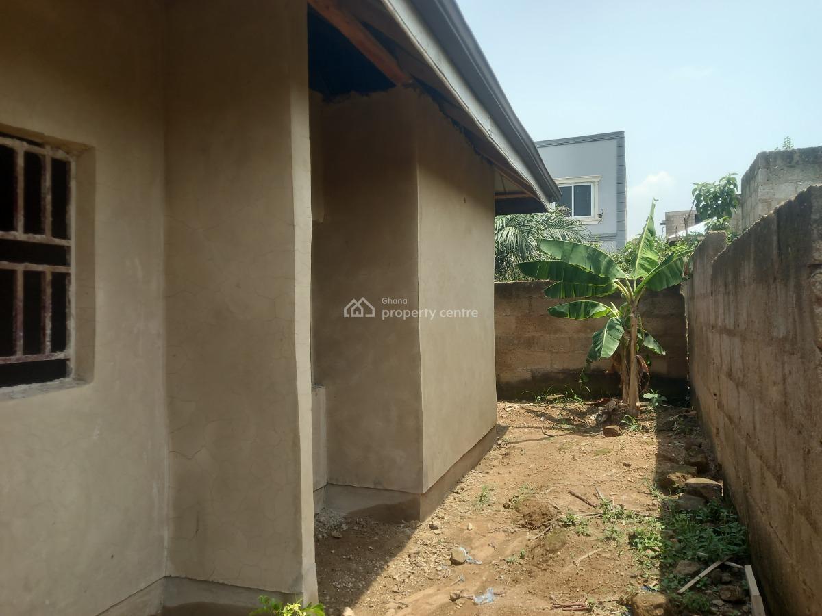 5 Bedrooms, Kenyasi Saaman,  Kenyasi, Bosore., Kumasi Metropolitan, Ashanti, House for Sale