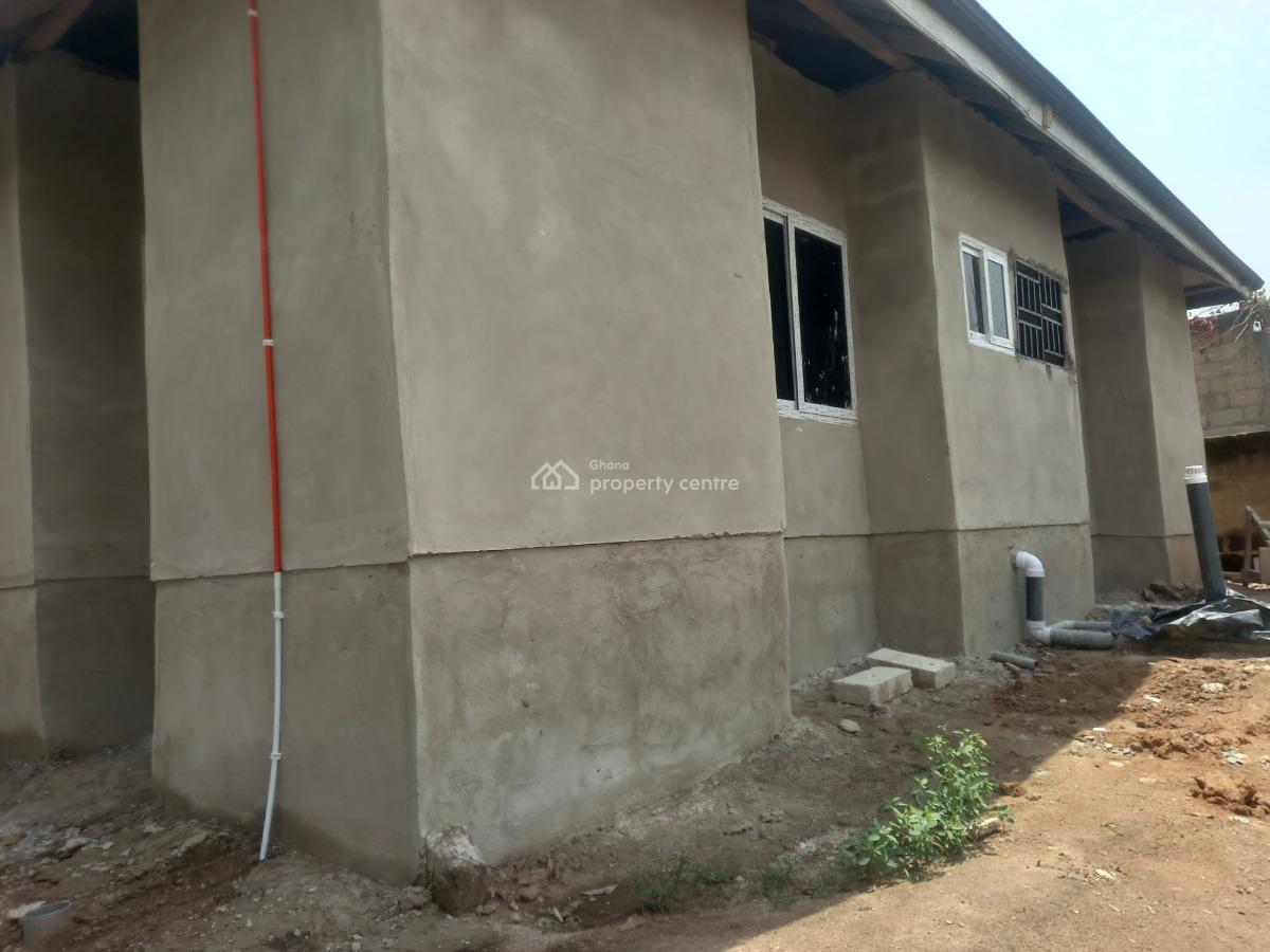 5 Bedrooms, Kenyasi Saaman,  Kenyasi, Bosore., Kumasi Metropolitan, Ashanti, House for Sale