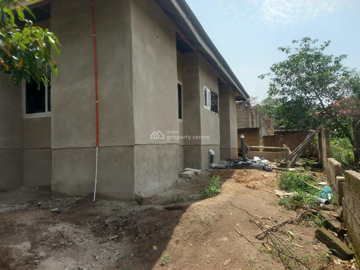 5 Bedrooms, Kenyasi Saaman,  Kenyasi, Bosore., Kumasi Metropolitan, Ashanti, House for Sale