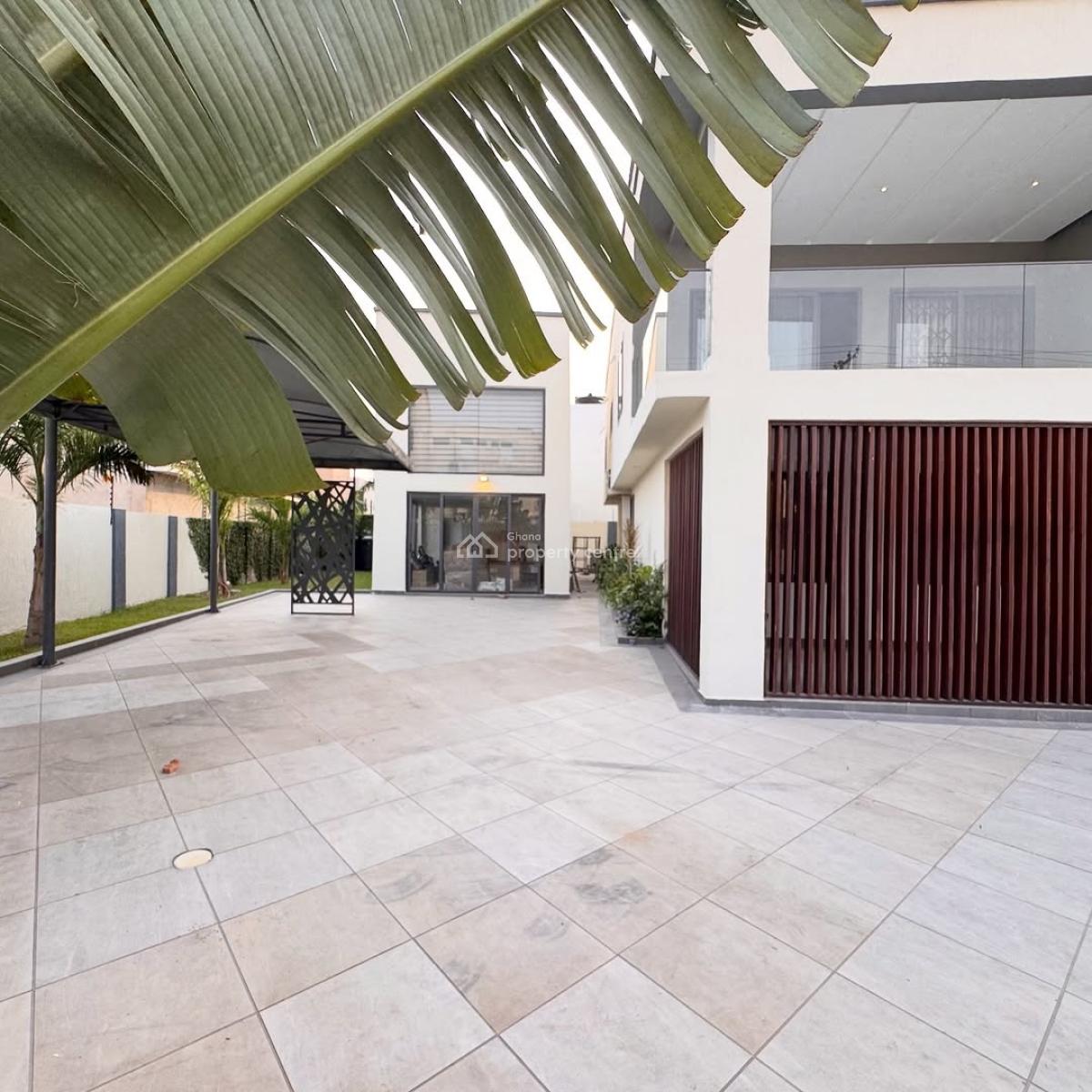 5 Bedroom House with a Boys Quarters at East Airport, East Airport, Accra Metropolitan, Accra, House for Sale