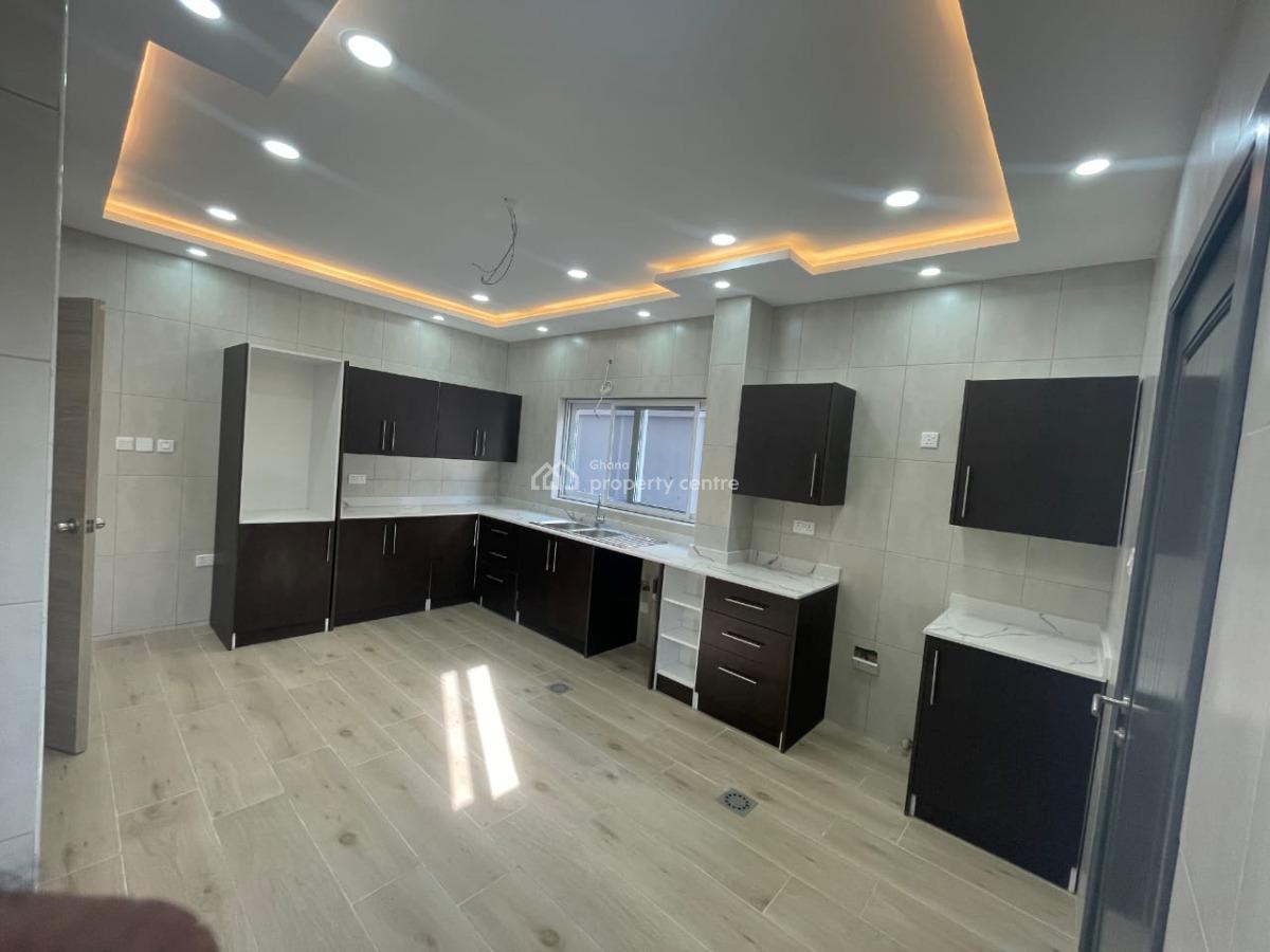 Executive Detached 4 Bedrooms, Community 25, Tema, Accra, House for Rent