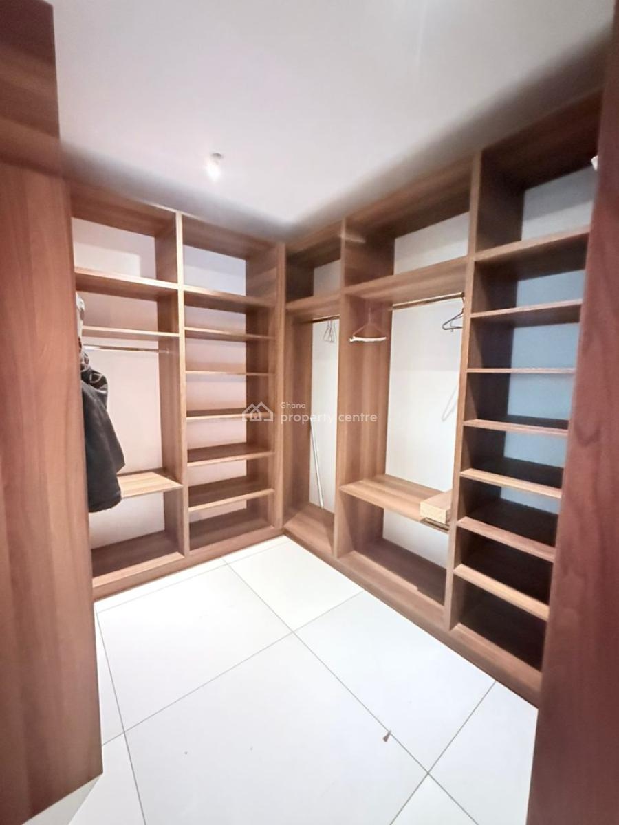 Executive 6 Bedroom, East Airport, Airport Residential Area, Accra, House for Sale