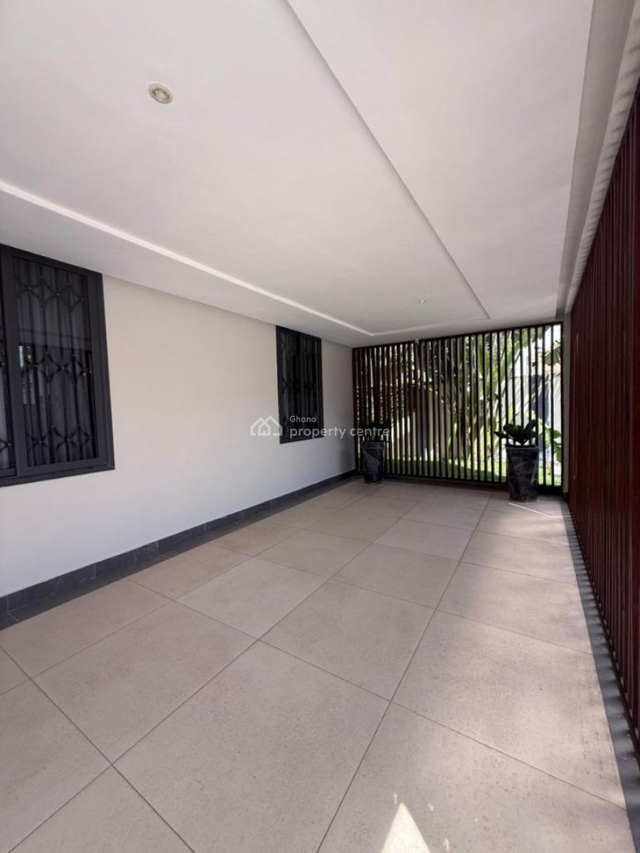 Executive 6 Bedroom, East Airport, Airport Residential Area, Accra, House for Sale
