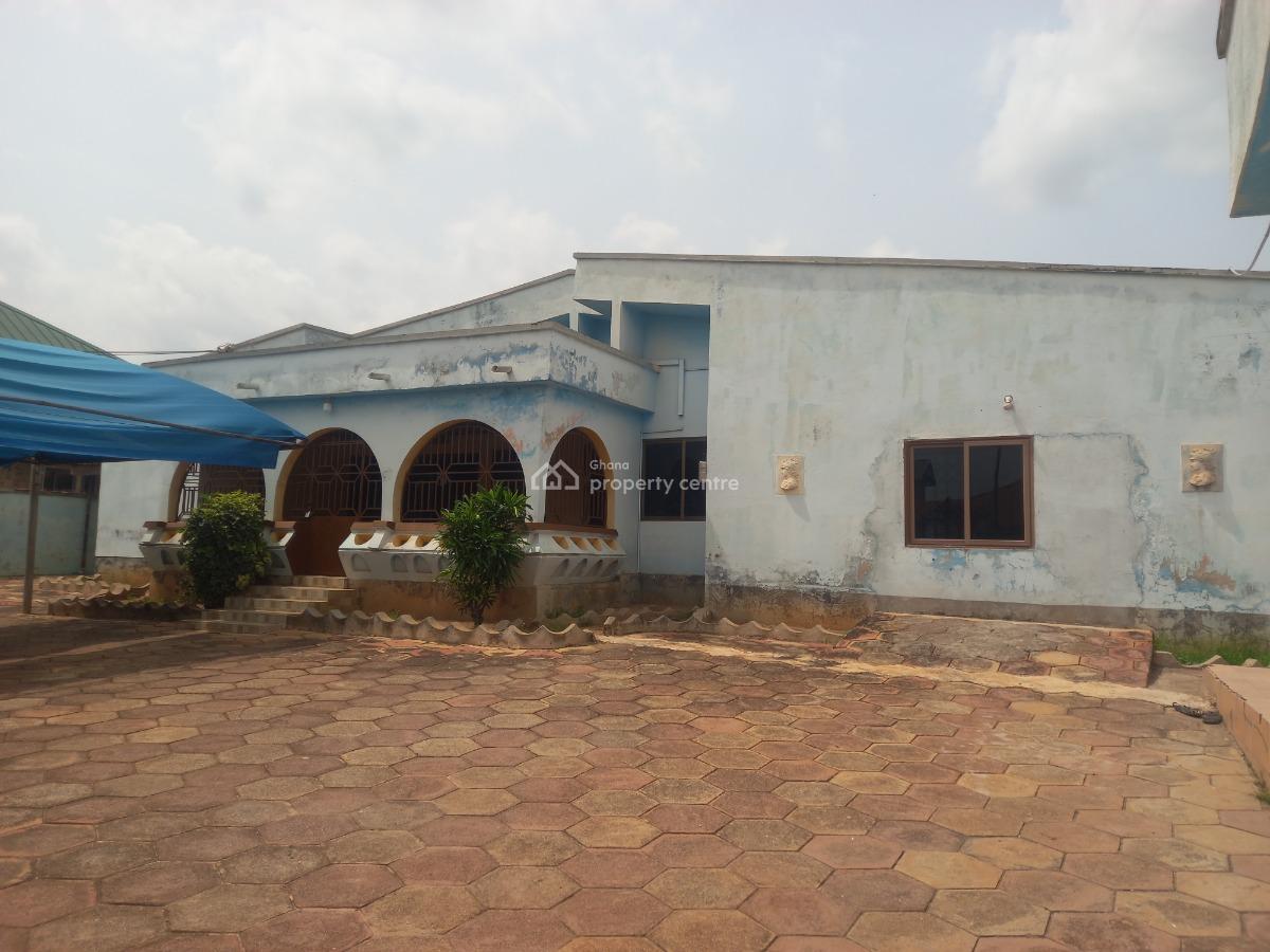 6 Bedrooms  ( Kotei Knust), Kotei, Near Tech Junction, Knust., Kumasi Metropolitan, Ashanti, House for Sale