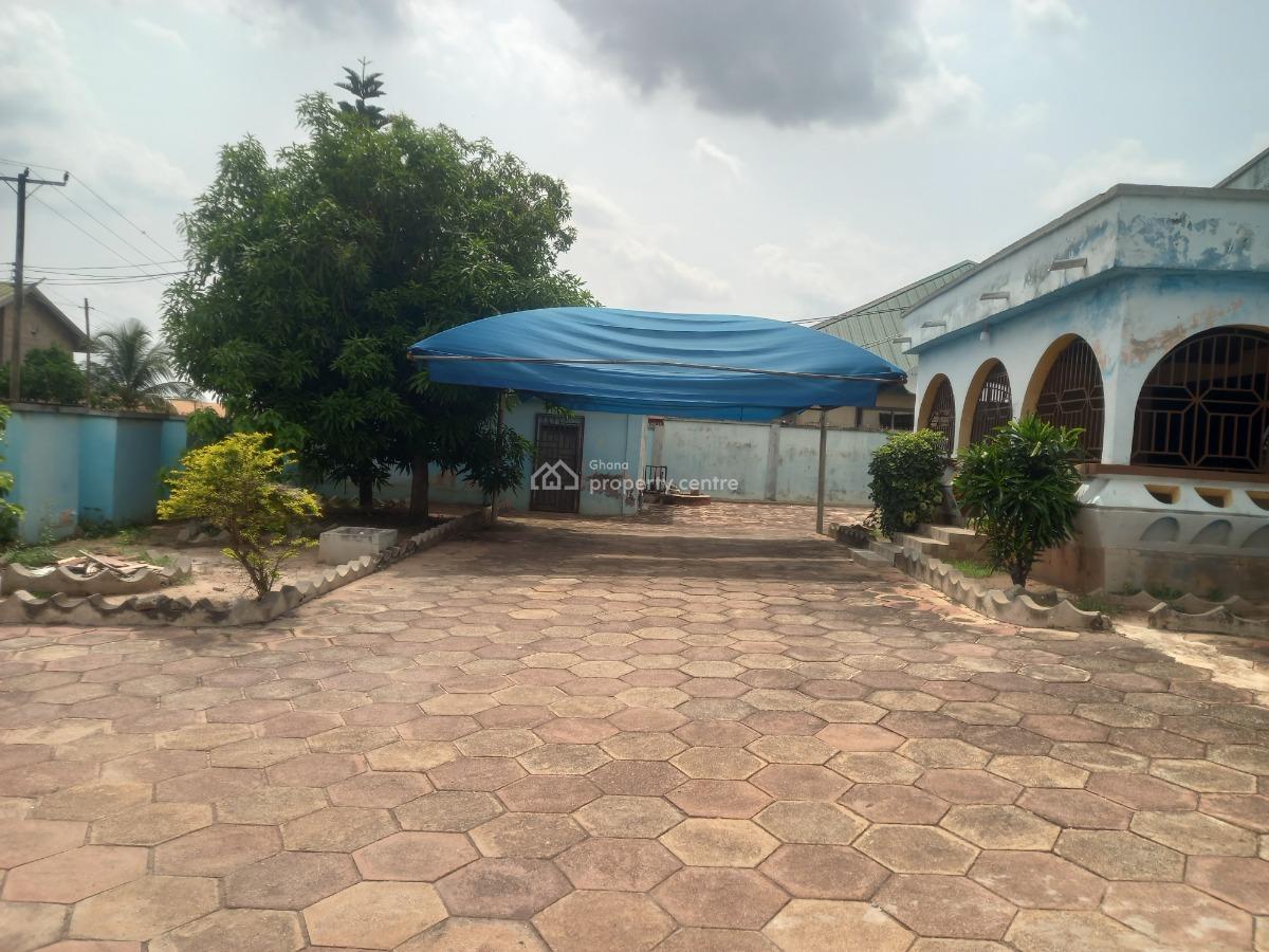 6 Bedrooms  ( Kotei Knust), Kotei, Near Tech Junction, Knust., Kumasi Metropolitan, Ashanti, House for Sale