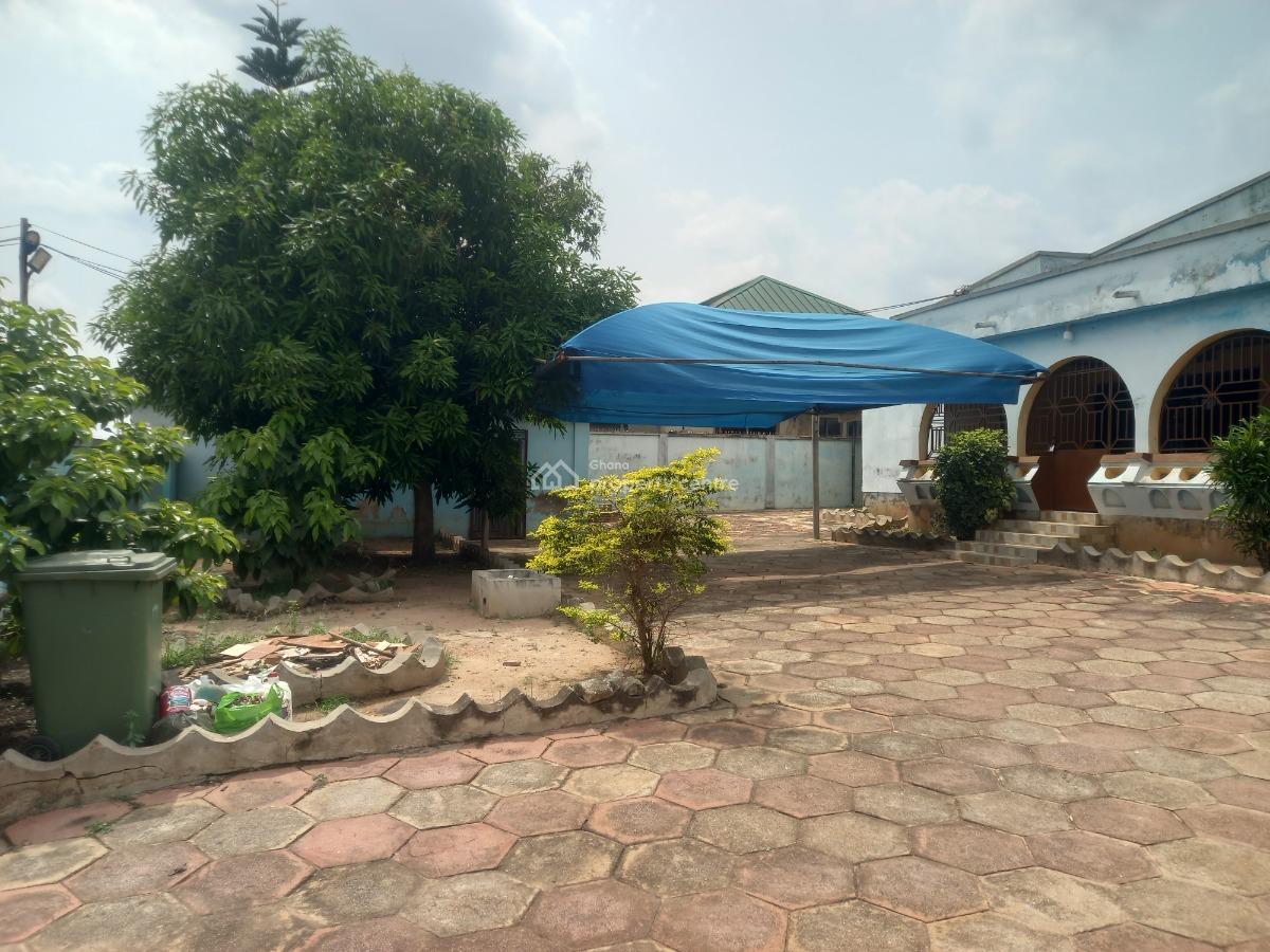 6 Bedrooms  ( Kotei Knust), Kotei, Near Tech Junction, Knust., Kumasi Metropolitan, Ashanti, House for Sale