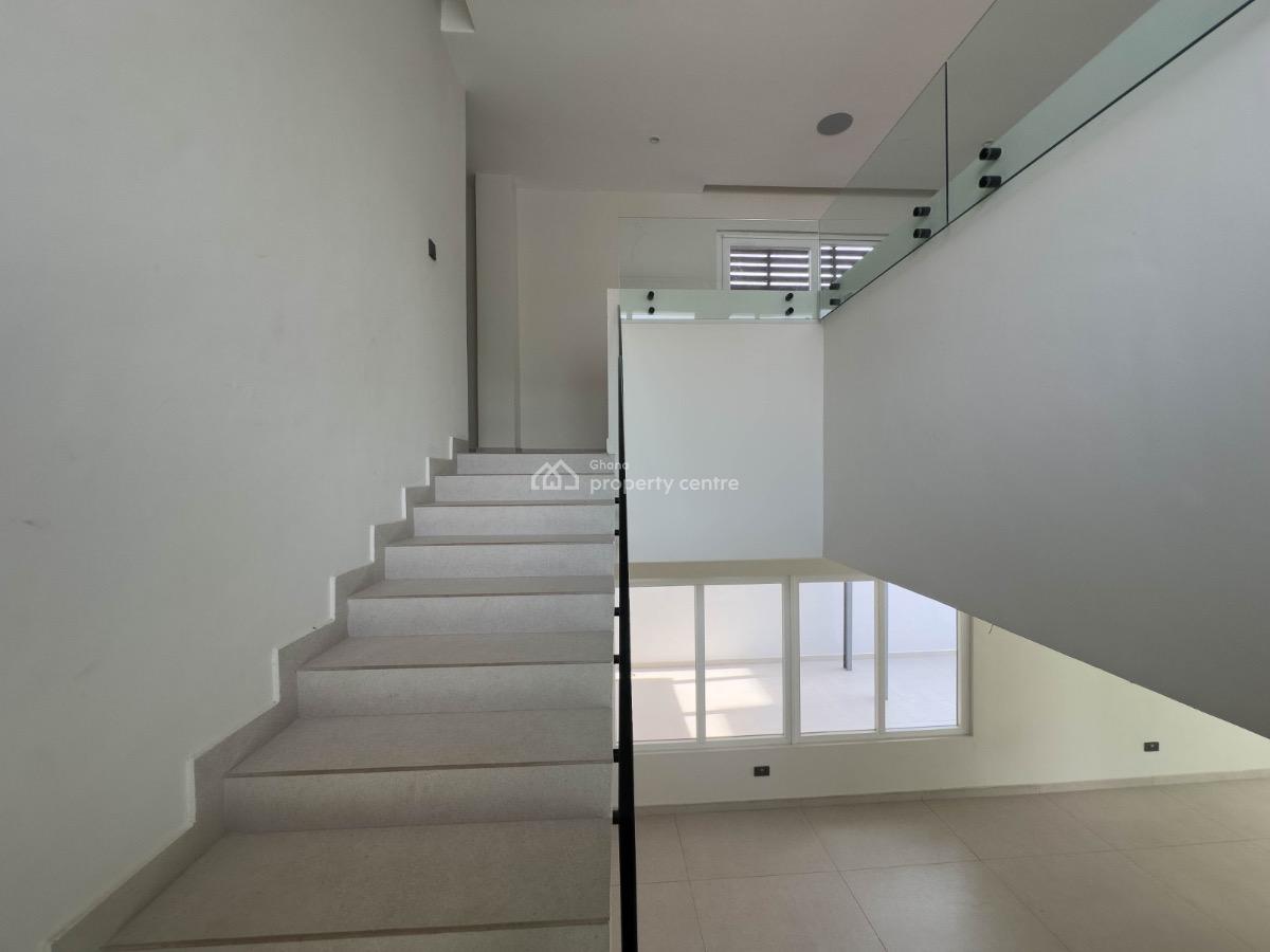 5 Bedrooms House with Boys Quarters, East Legon, Accra, Detached Duplex for Sale