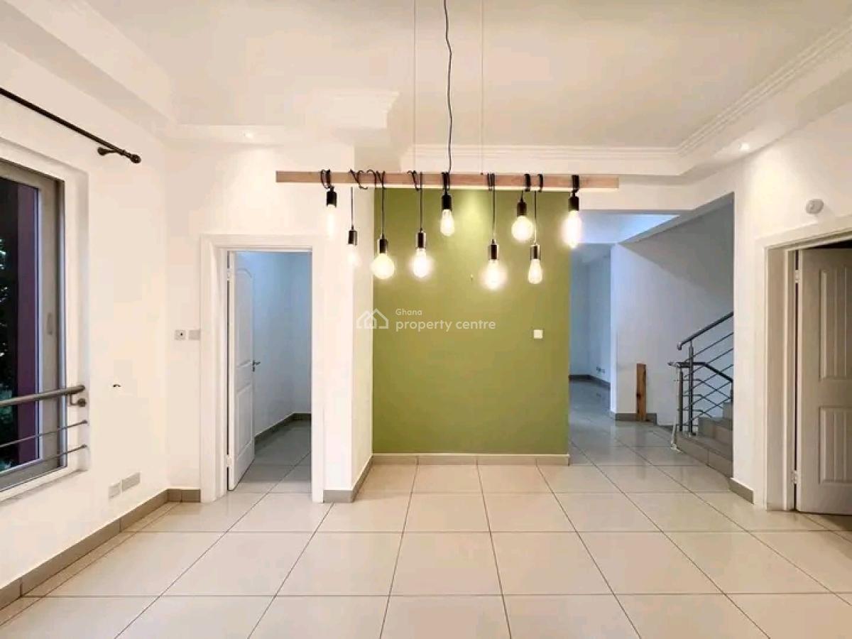 Executive 4-bedroom Townhouse @ Cantonment, Cantonments, Accra, Townhouse for Rent