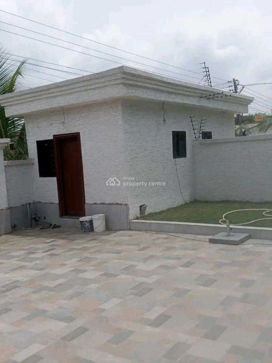 Executive 4-bedroom Townhouse @ East Legon, East Legon, Accra, House for Rent