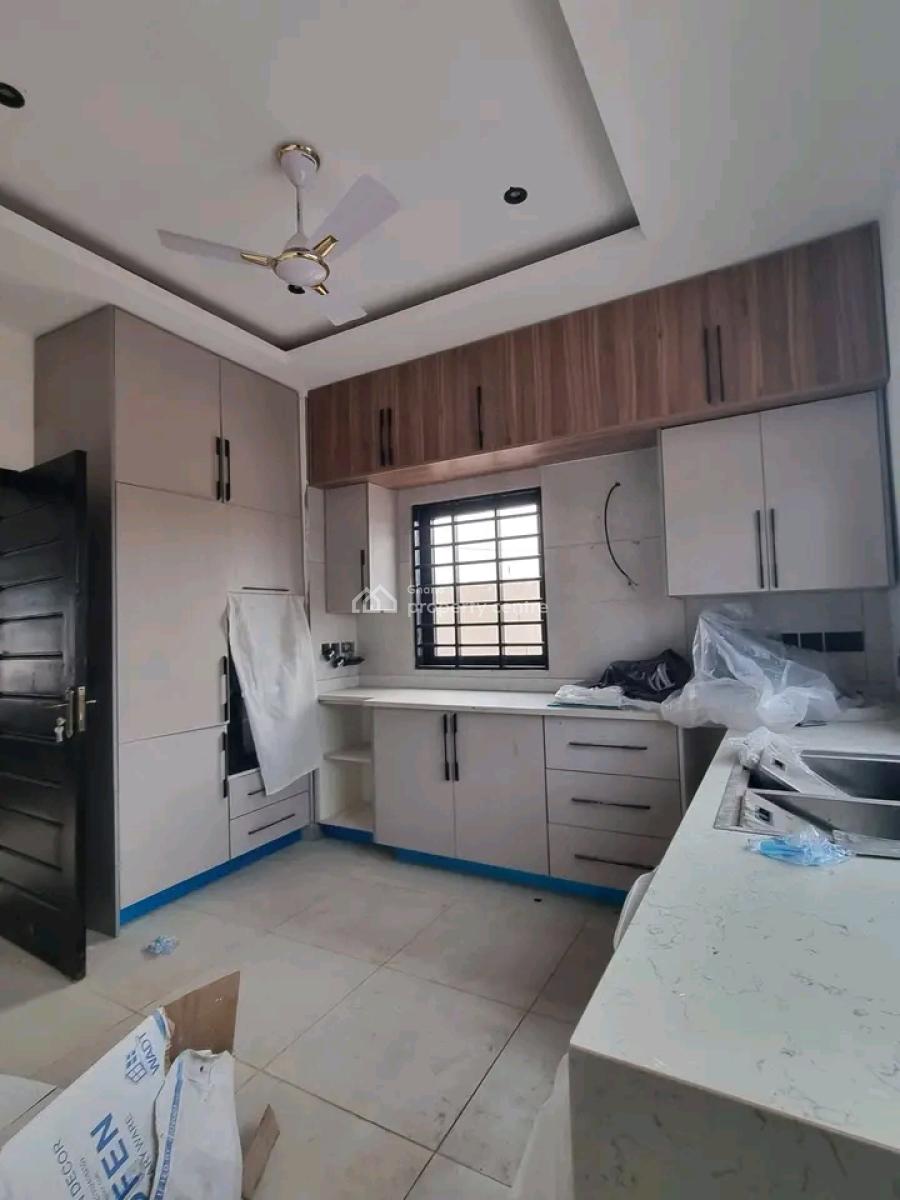Luxurious 3-bedroom Townhouse @ East Legon Hill, East Legon Hills, East Legon, Accra, Townhouse for Sale