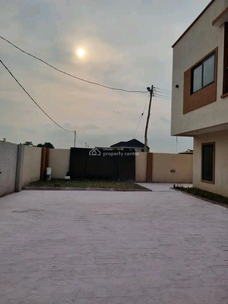 Luxurious 3-bedroom Townhouse @ East Legon Hill, East Legon Hills, East Legon, Accra, Townhouse for Sale