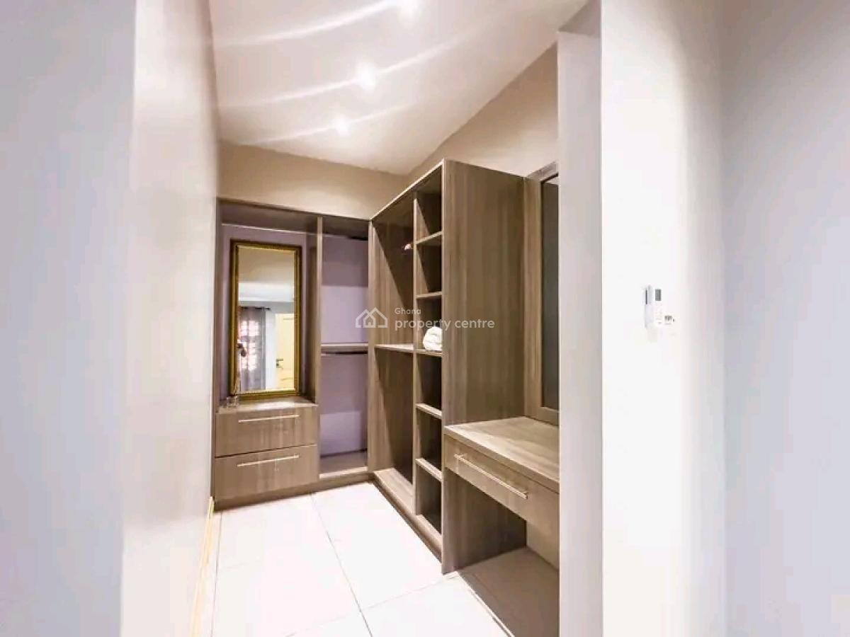 Executive 3-bedroom Townhouse Fully Furnished @ East Airport, East Airport, Airport Residential Area, Accra, Townhouse for Rent